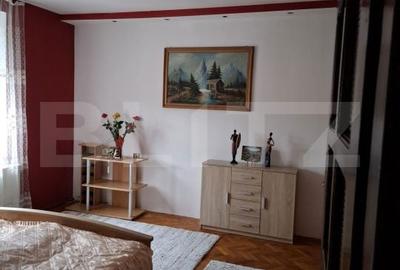 Apartament cu 3 camere decomandat în Petros - 5