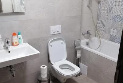 Apartament cu 2 camere decomandat în Tractorul - 8