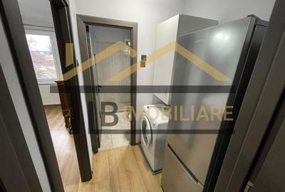Apartament cu 2 camere semidecomandat în 7 Noiembrie - 7