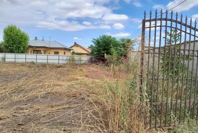 Teren de 1800 mp, în Movilița - 2