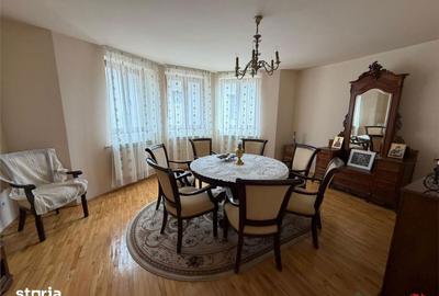 Casă cu 6 camere cu Teren 1012 Mp în Vânători - 17