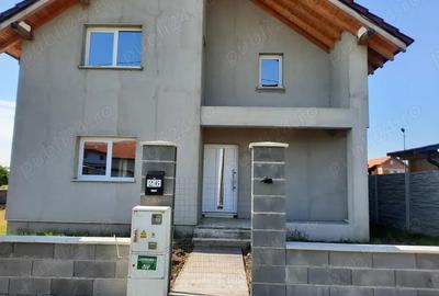 Casă cu 3 camere în Beregsău Mare - 10