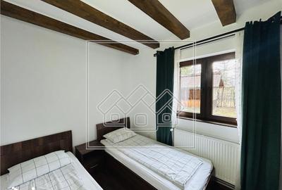 Casă cu 5 camere cu Teren 3400 Mp în Porumbacu de Jos - 13