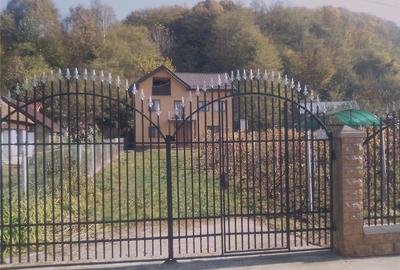 Casă cu 5 camere cu Teren 2500 Mp în Central - 10