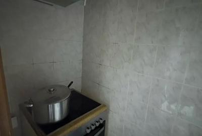 Apartament cu 3 camere decomandat în Central - 2