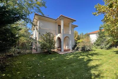 Curtea Domneasca, vila individuala, 6 camere, 3 bai, garaj, mobilata si utilata Curtea Domneasca, vila individuala, 6 camere, 3 bai, garaj, mobilata si utilata - 3