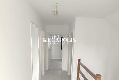 Casă cu 4 camere cu Teren 540 Mp în Sânpetru - 7