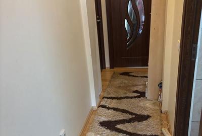 Apartament cu 3 camere semidecomandat în Soarelui - 11