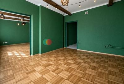 Casă cu 8 camere cu Teren 300 Mp în Cotroceni - 3