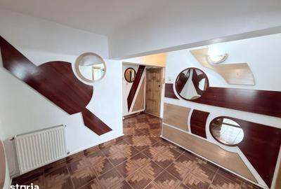 Apartament cu 3 camere decomandat în Central - 9