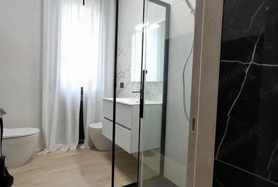 Garsonieră decomandată în Vitan