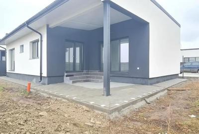 Casă cu 4 camere cu Teren 330 Mp în Tărlungeni - 3