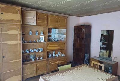 Casă cu 3 camere în Moceriș - 8