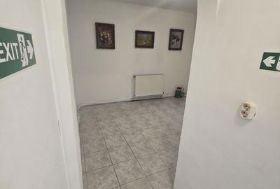 Apartament cu 3 camere decomandat în Central - 2