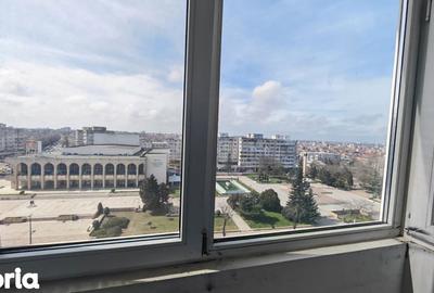 Apartament cu 2 camere decomandat, mobilat în Casa de Cultură