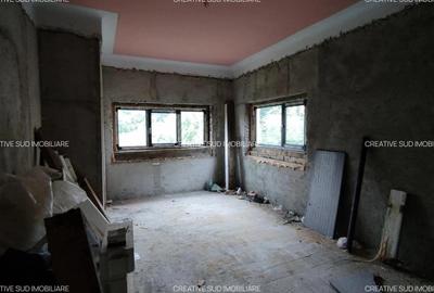 Sinaia / Peles - Vila D + P + M - 10 Camere - 260 mp utili - 700 mp teren - 6