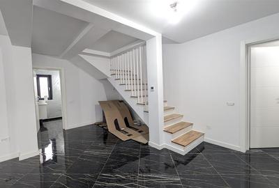 Casă cu 4 camere cu Teren 300 Mp în Vișani - 2