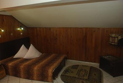 Casă cu Teren 268 Mp în Central - 8