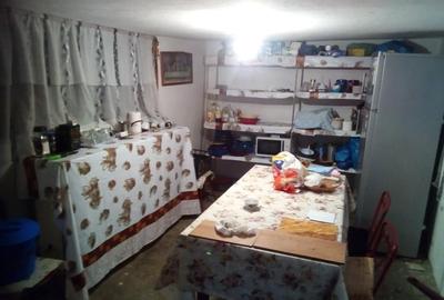 Casă cu 4 camere în Vânjuleț - 1