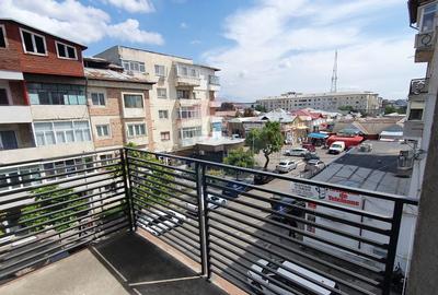 Spațiu comercial, de 91 mp, în Central - 4