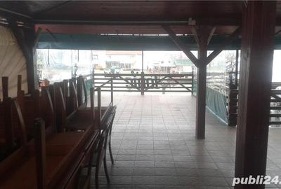 Spațiu comercial, de 250 mp, în Central - 4