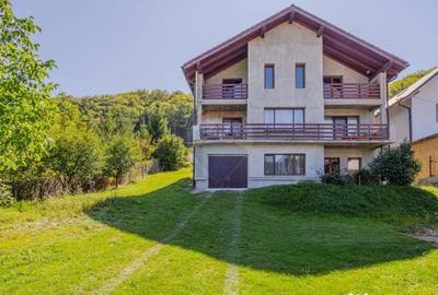 Casă cu 7 camere cu Garaj în Colonia 1 Mai - 18