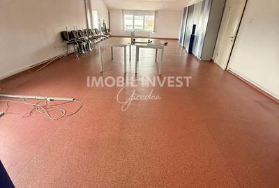 Spațiu comercial, de 270 mp, în Central - 1