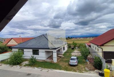 Casa individuala 5 camere terasa acoperita 3 bai si 458 mp teren in Cristian - 16