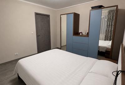 Apartament cu 3 camere decomandat în Progresul - 5