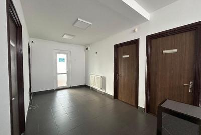 Birou, de 93 mp, în Progresul - 3