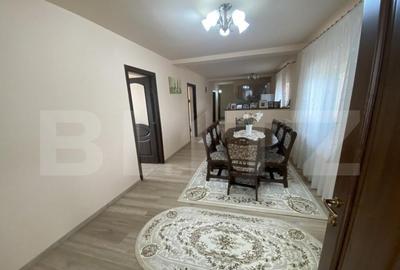 Casa de vanzare, spatiu comercial in suprafata 220 mp, in l - 2