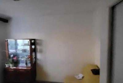 Apartament cu 3 camere in Micro 18 - 4