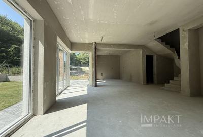 Case cuplate la liziera padurii , ideale pentru 2 familii ! - 15