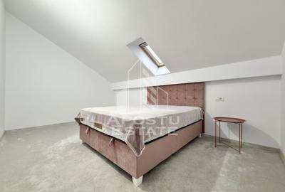 Penthouse cu 3 camere semidecomandat, mobilat în Giroc - 16