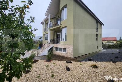 Casă cu 10 camere cu Teren 1100 Mp în Corunca - 4