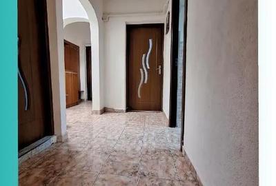 Apartament cu 2 camere decomandat în Mioriței - 6