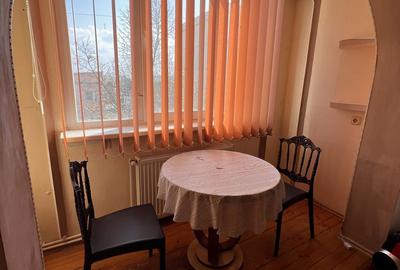 Garsonieră decomandată în Exterior Vest - 7