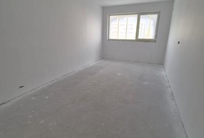 Grand Arena Mall /Garsoniera 46 mp - 2