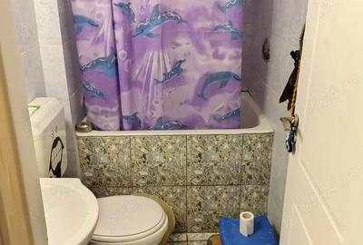 Garsonieră decomandată în Titan