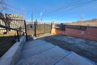 Casă individuală cu 5 camere cu Canalizare în Tomești - 3