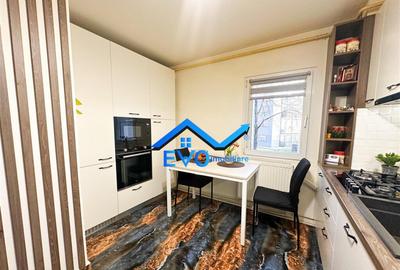 Apartament cu 3 camere , 2 bai , Decomandat , zona Metalurgi - 2