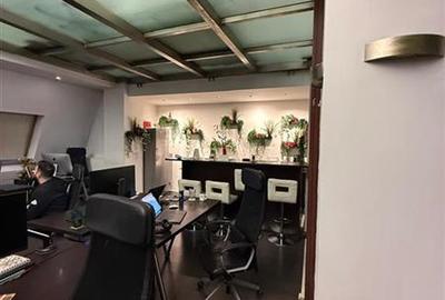 Apartament cu 5 camere decomandat în Arcul de Triumf - 4