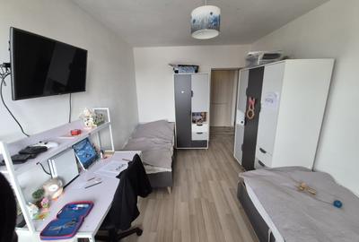 Apartament cu 3 camere decomandat, mobilat în Florești - 8