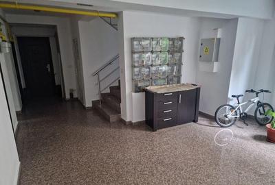 Garsoniera open-space de inchiriat disponibila din... - 13