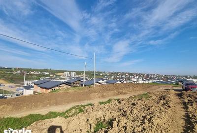 Teren de 500 mp, în Bârnova - 2