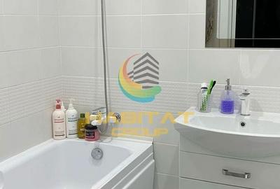 Apartament cu 3 camere decomandat în Apărătorii Patriei