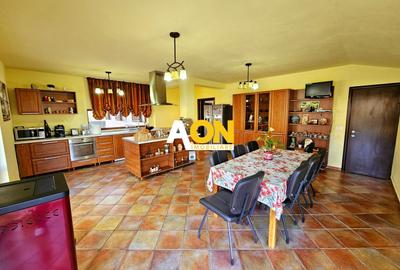 Casă individuală cu 6 camere cu Canalizare în Cetate - 12