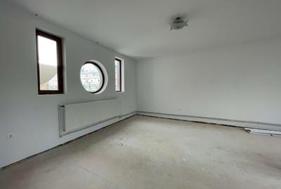 Tatarasi, Ateneu - Spatiu birouri/comercial/servicii, 75 mp, 3 camere - 4