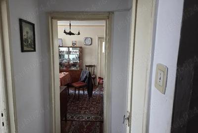 Apartament cu 2 camere semidecomandat în Central - 1