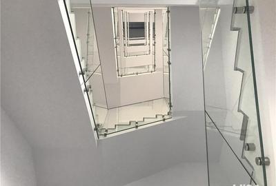 Spațiu comercial, de 1,650 mp, în Calea București - 9